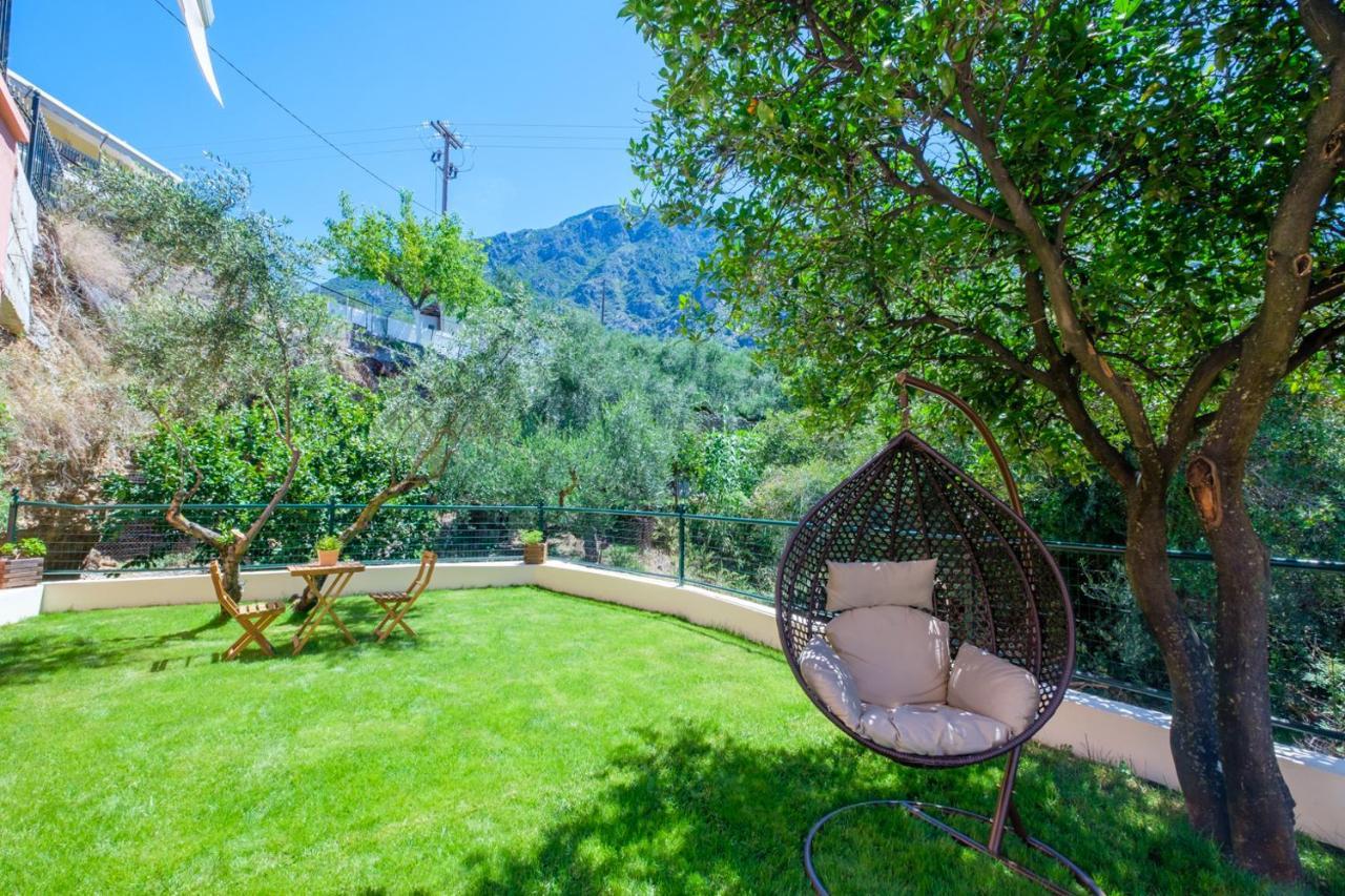 Almyros Aktis Private Garden Apartment กาลามาตา ภายนอก รูปภาพ