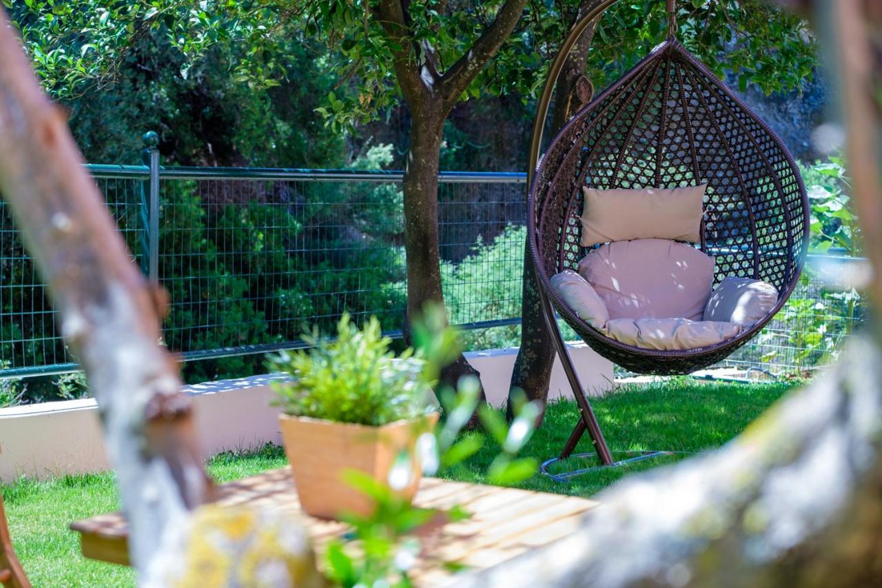 Almyros Aktis Private Garden Apartment กาลามาตา ภายนอก รูปภาพ