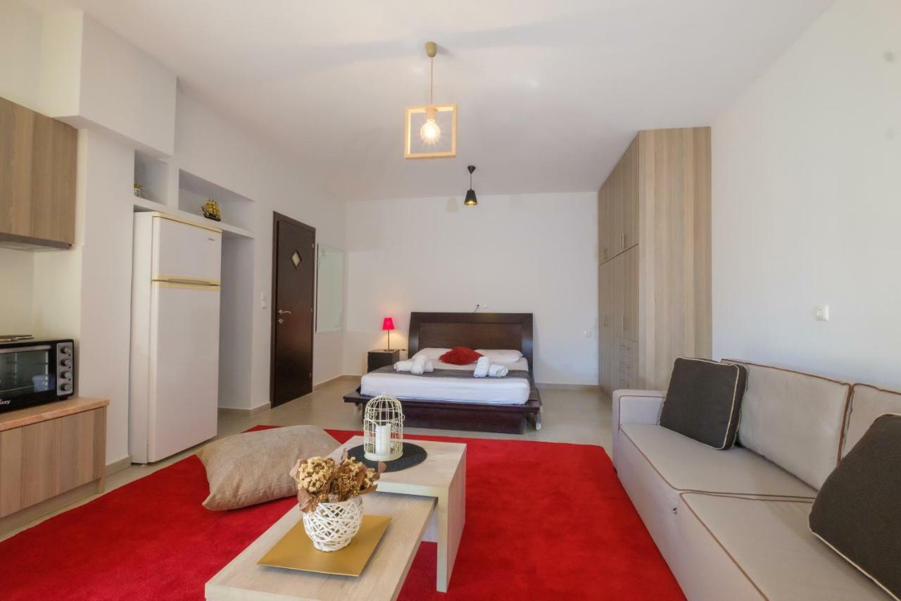 Almyros Aktis Private Garden Apartment กาลามาตา ภายนอก รูปภาพ